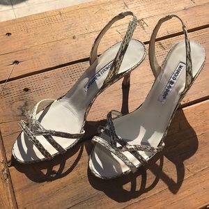 💗Gorgeous Authentic Manolo Blahnik sandals ! 😊